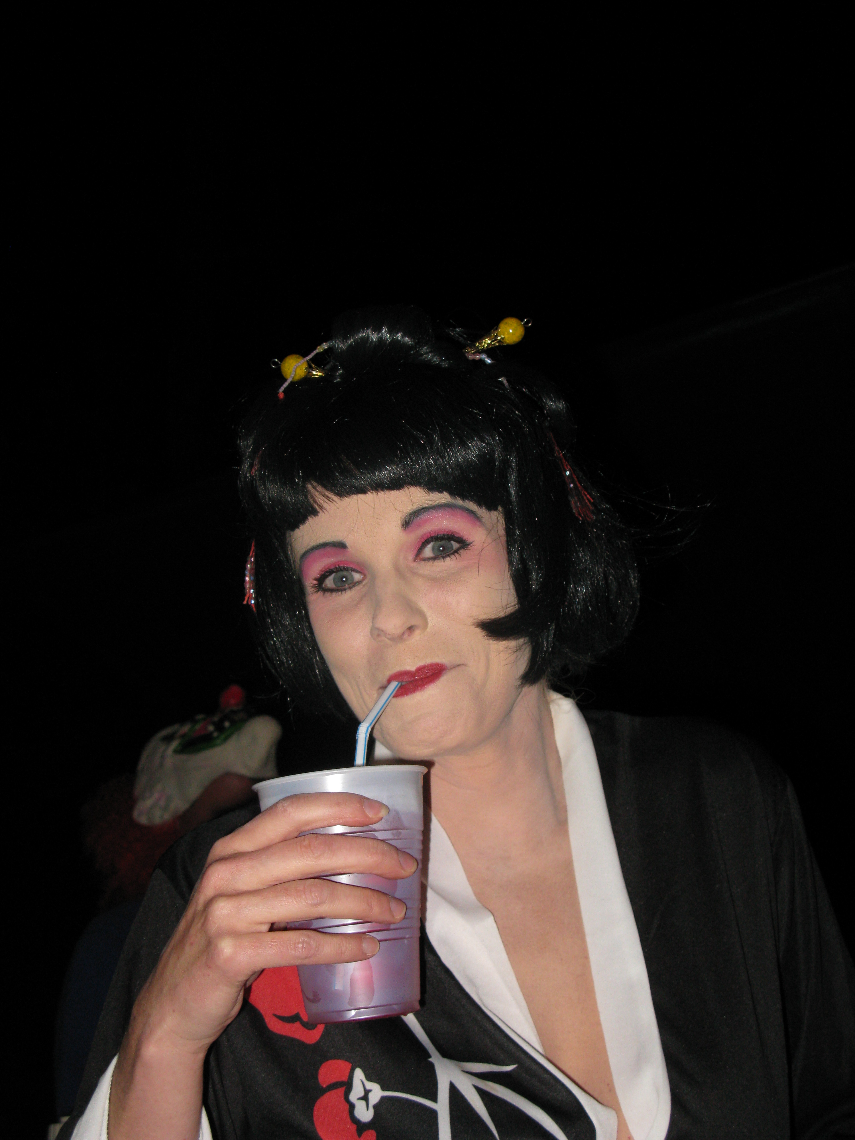 What's the Klown looking at?