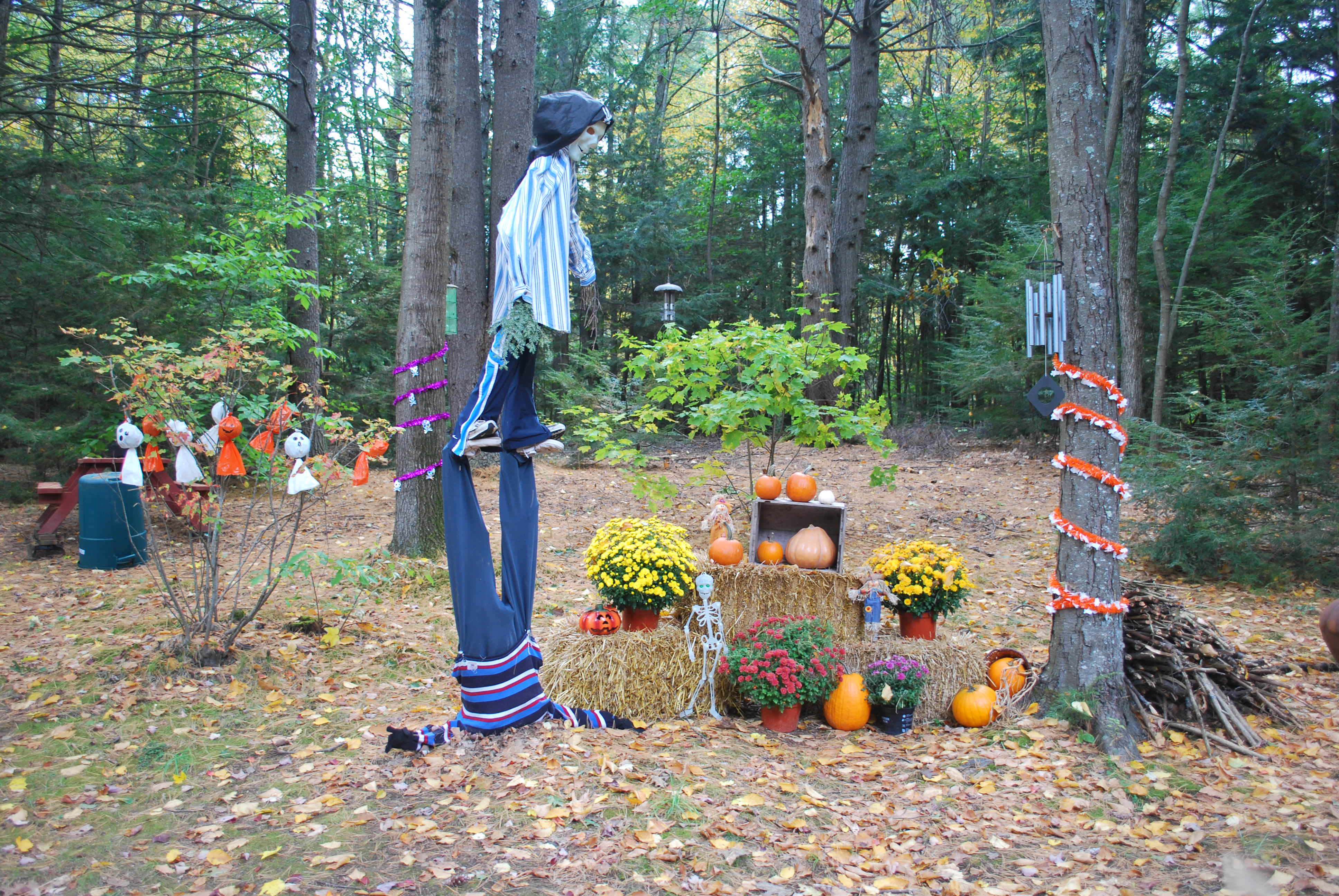 Ghoul De Soleil and Hay Bale