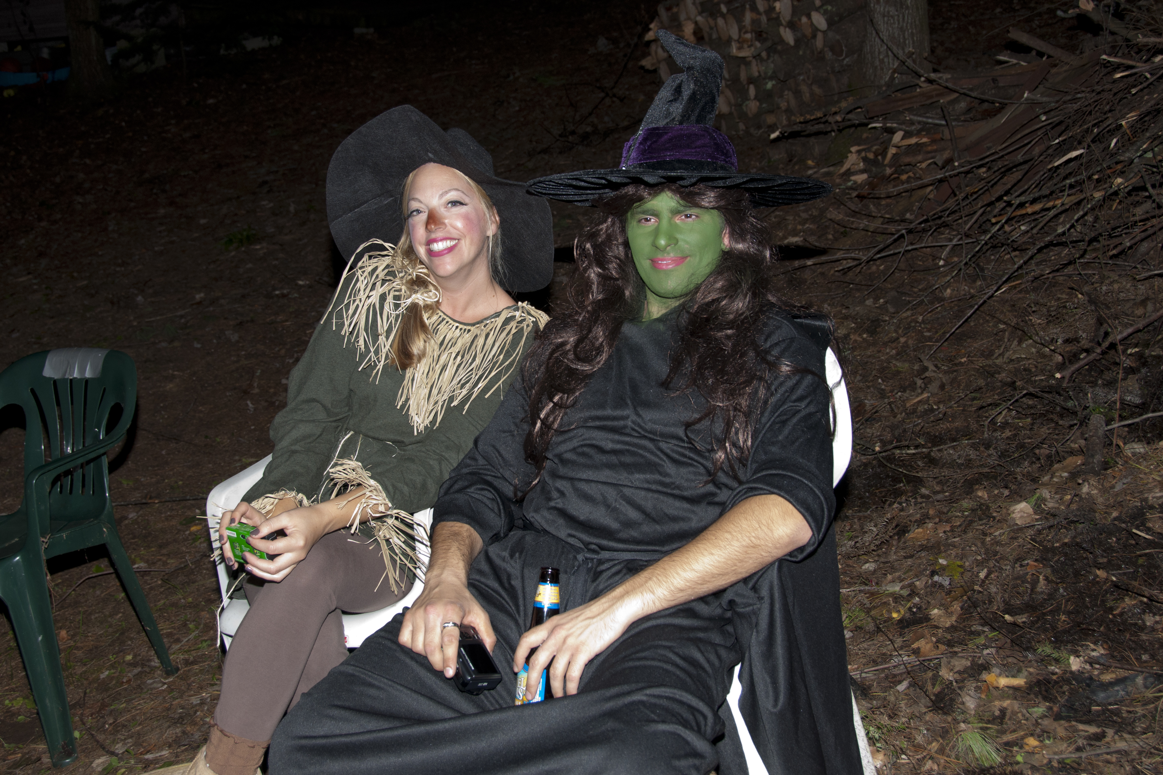 Elphaba has hairy arms